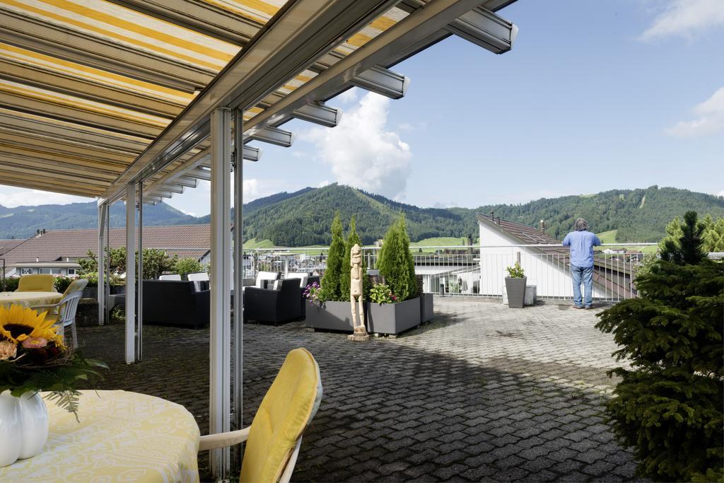 Kunsthotel Linde Garni Einsiedeln Exteriör bild