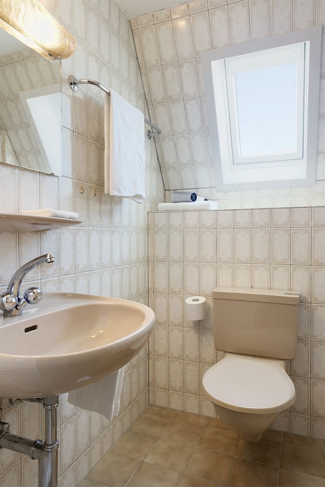 Kunsthotel Linde Garni Einsiedeln Exteriör bild